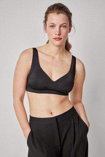 Бюстгальтер з м'якою чашкою без каркасів Gisela 110038T, Black (чорний), M