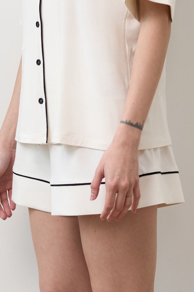 Жіночі шорти Effetto 02115/2IM, ivory (айворі), 3XL