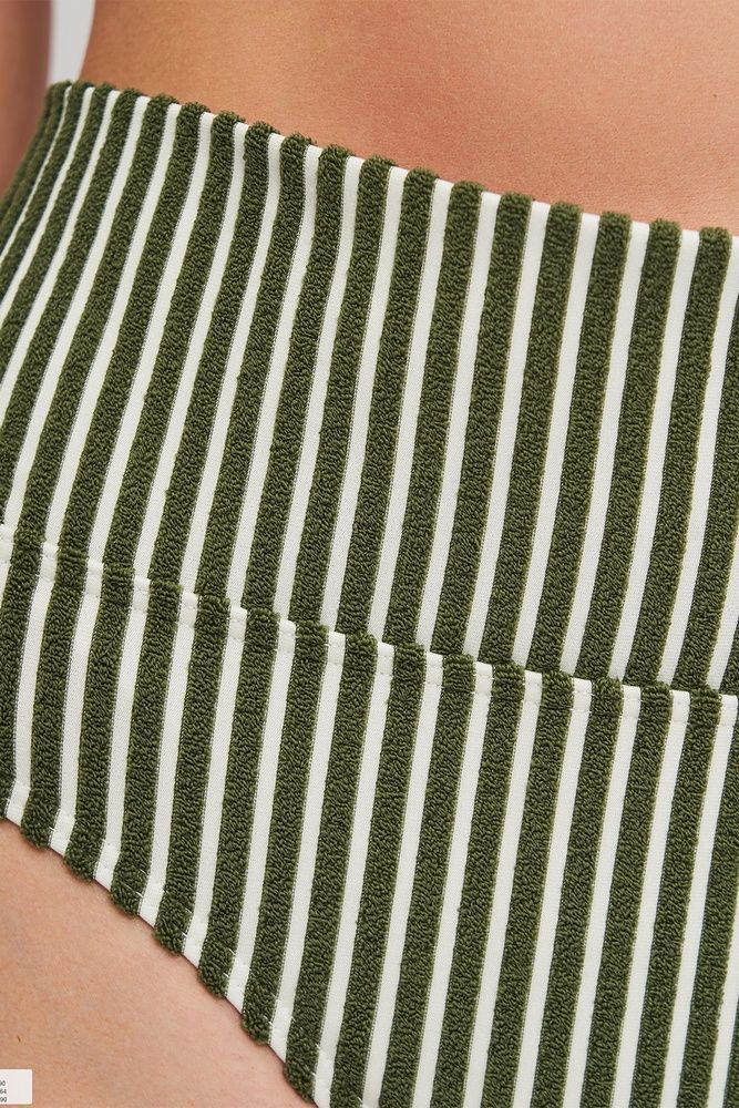 Трусы женские для купальника BeachLife 970201-068, зеленый, XS